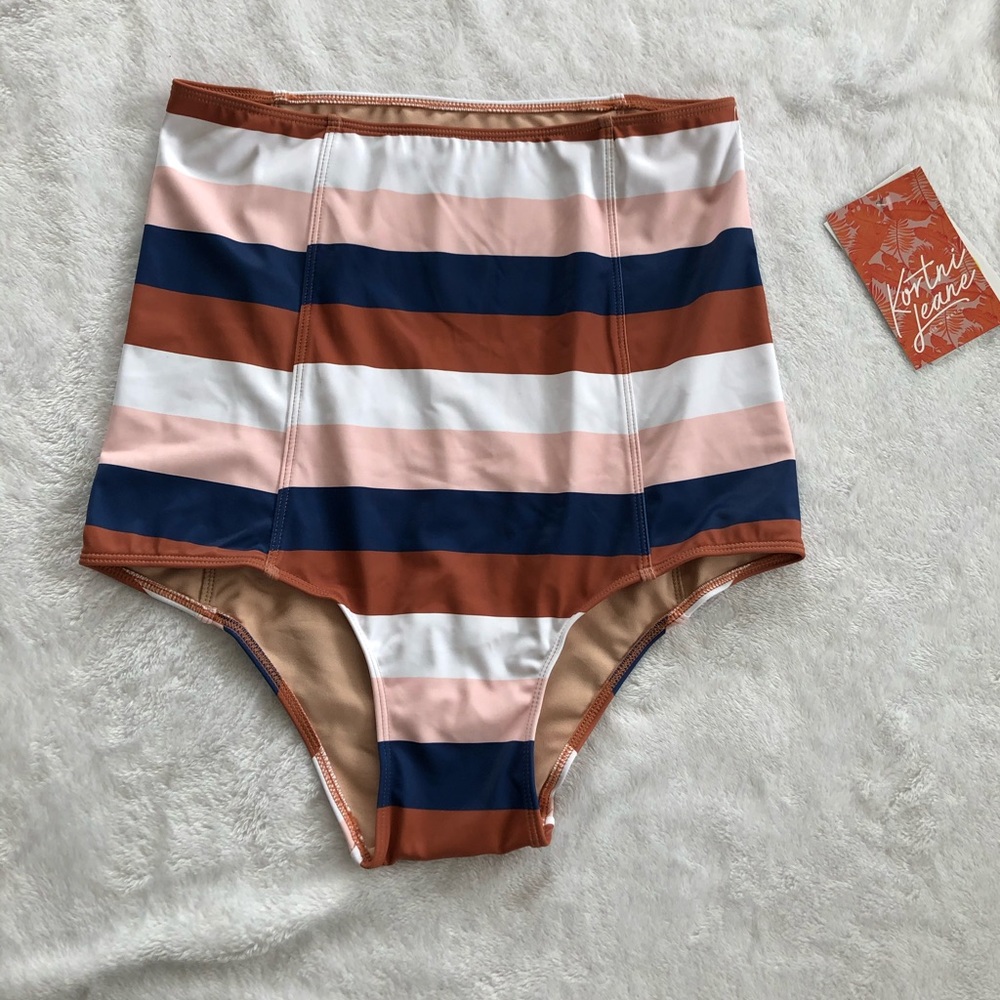 kortni Jeane extended high waisted swim bottom Sm.